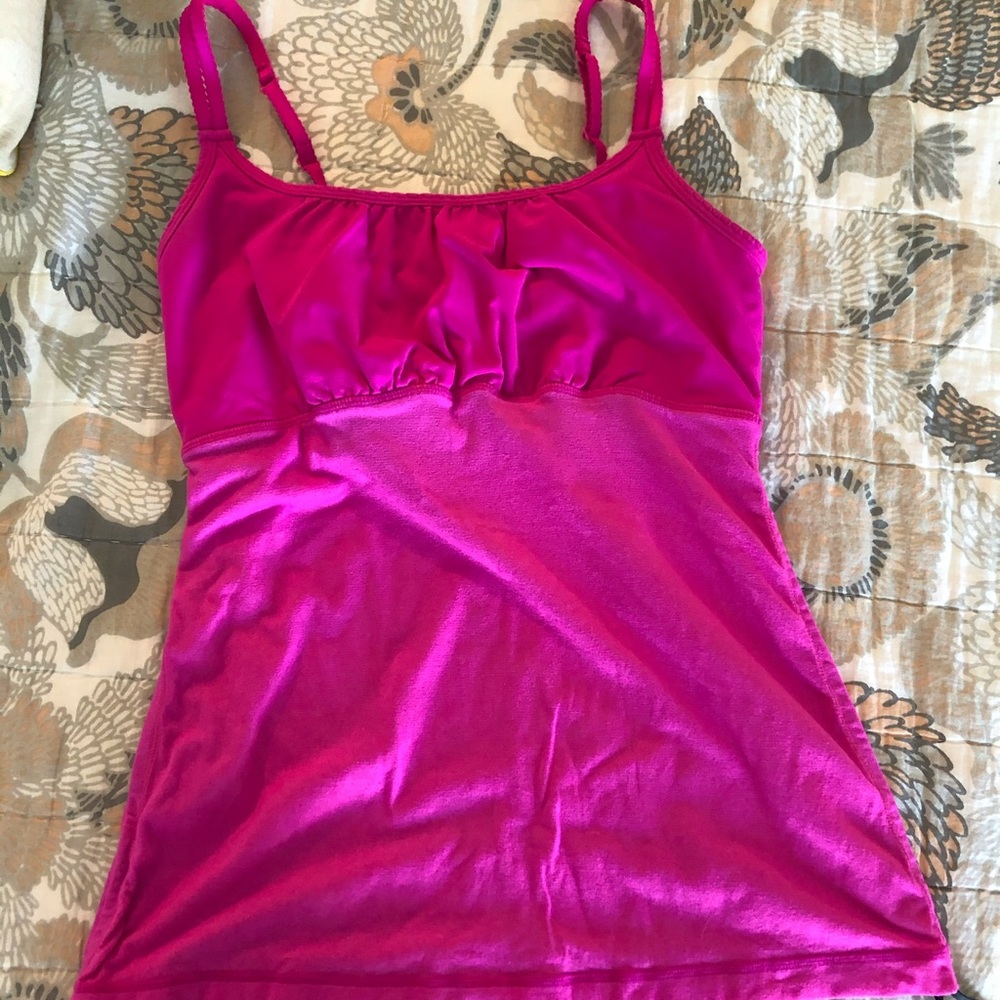 Lululemon Hot ‘N Sweaty Tank, size8